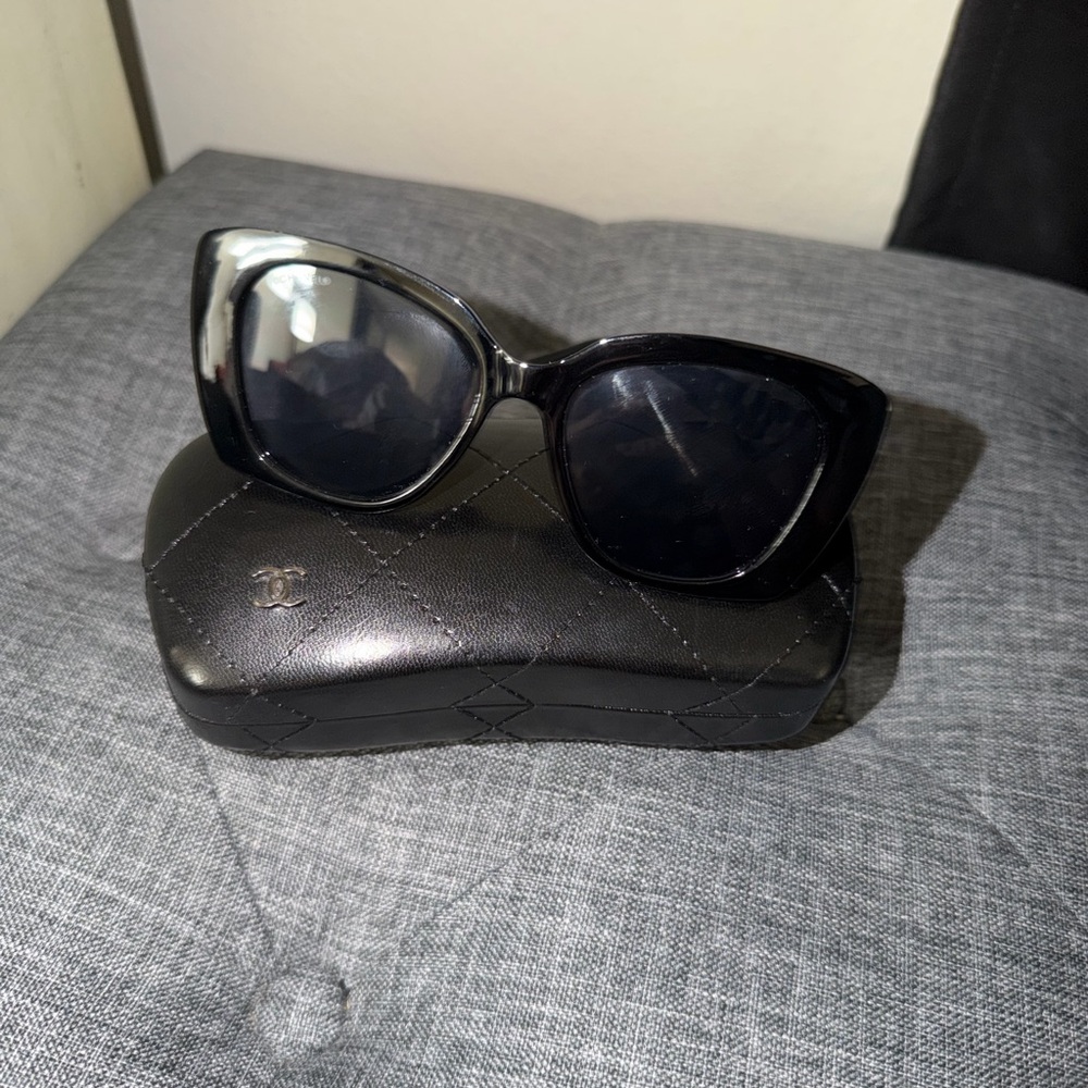 Cc plastic Black Women's Sunglasses